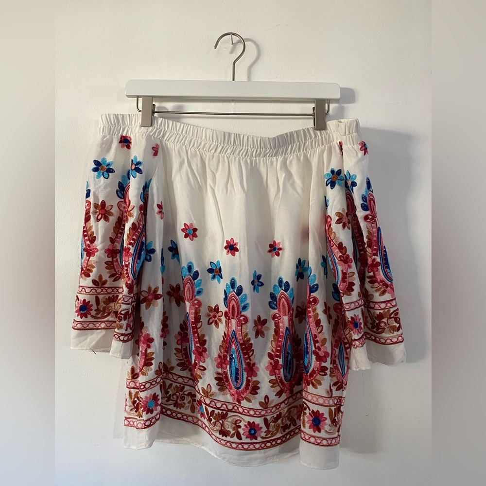 NWOT Karen by Karen Kane embroidered off the shoulder top